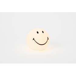 MRMARIA_SMILEY_BLACK_AND_WHITE_BUNDLE_OF_LIGHT_LIGHTANDSHADE_2